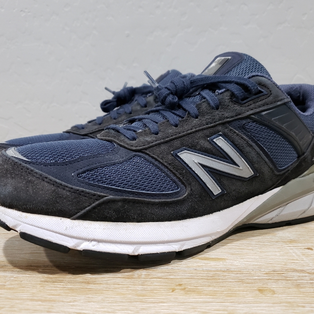 NEW BALANCE Men's 990v5 Running Shoes (12D) Navy (Made In USA)